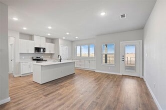 4011 Lecroy Ct in Midlothian, TX - Building Photo - Building Photo