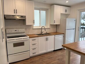 83 Claremore Av in Toronto, ON - Building Photo - Building Photo