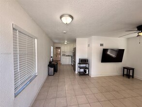 2280 NE 136th St in North Miami Beach, FL - Building Photo - Building Photo