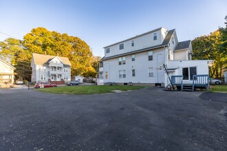 25 Winter St-Unit -Floor 2 in Ansonia, CT - Building Photo - Building Photo