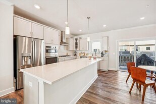 107 Armstrong Pl in Gaithersburg, MD - Building Photo