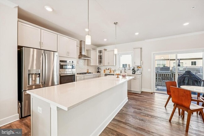 property at 107 Armstrong Pl