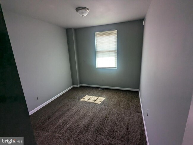19 Lafayette St in Riverside, NJ - Building Photo - Building Photo