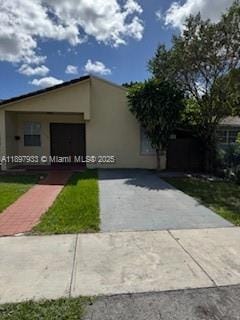 8700 SW 32nd St in Miami, FL - Building Photo - Building Photo