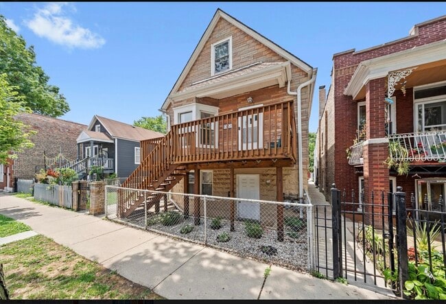 property at 1322 S 51st Ave