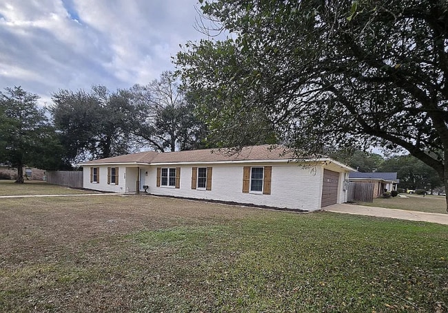 property at 712 Second Ave