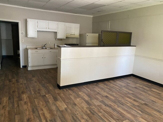 637 E Wheeling St in Lancaster, OH - Building Photo - Building Photo