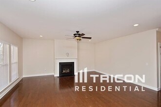 91 Berry Hill Dr in Hendersonville, TN - Building Photo - Building Photo