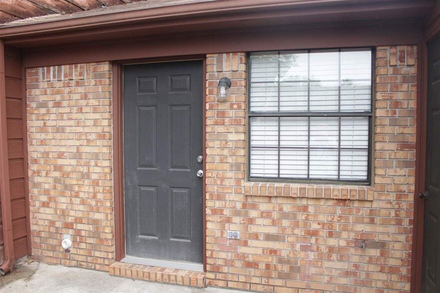 2356 Hartsfield Way, Unit 311 in Tallahassee, FL - Building Photo
