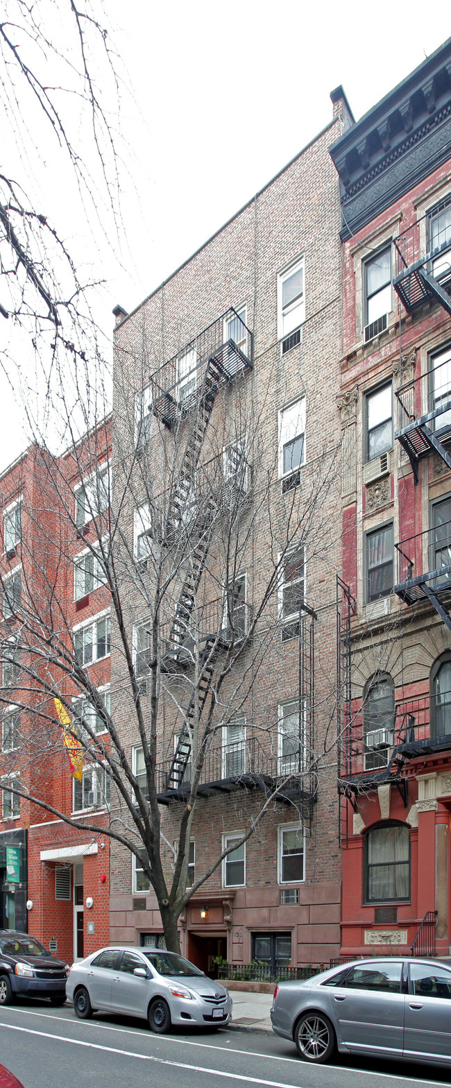 103 E Tenth St in New York, NY - Foto de edificio - Building Photo