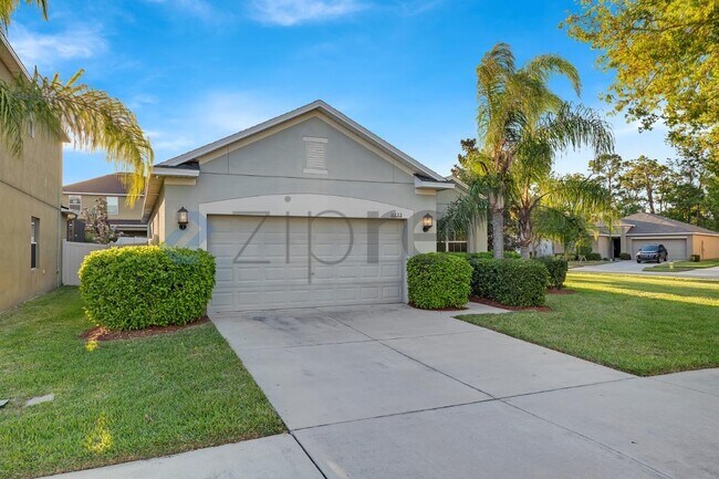 16622 Myrtle Sand Dr in Wimauma, FL - Building Photo - Building Photo