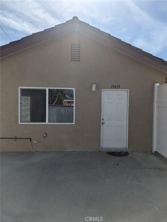 15835 Ludlow St in Los Angeles, CA - Building Photo