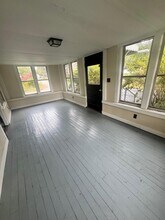 138 Leavitt Ave in Portsmouth, NH - Building Photo - Building Photo