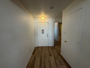 5501 Summer Ridge Rd NW in Albuquerque, NM - Building Photo - Building Photo