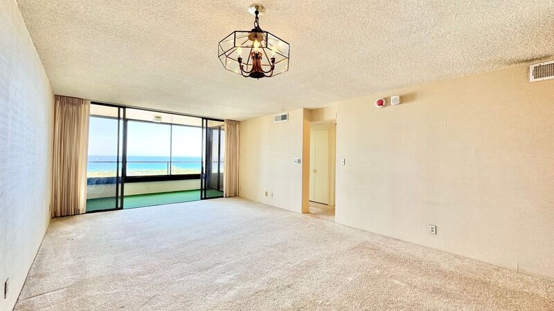 1600 Ala Moana Blvd in Honolulu, HI - Building Photo