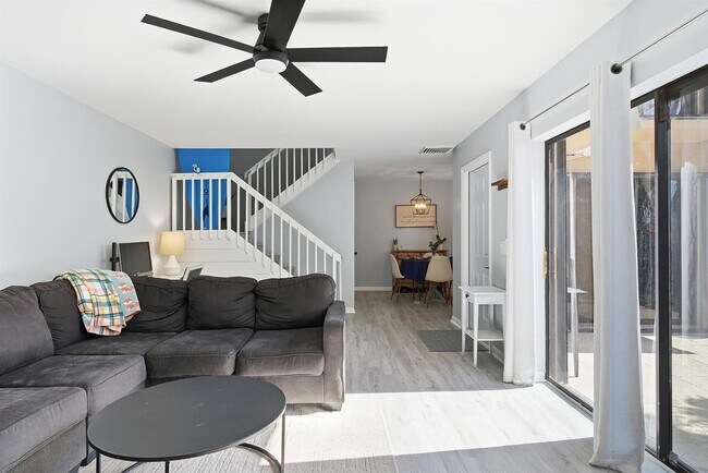 6818 68th Way in West Palm Beach, FL - Building Photo - Building Photo