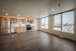 Unite Apartments in Fargo, ND - Building Photo