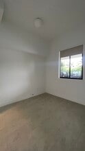 2502 NE 182nd Ter, Unit A1 in North Miami Beach, FL - Foto de edificio - Building Photo