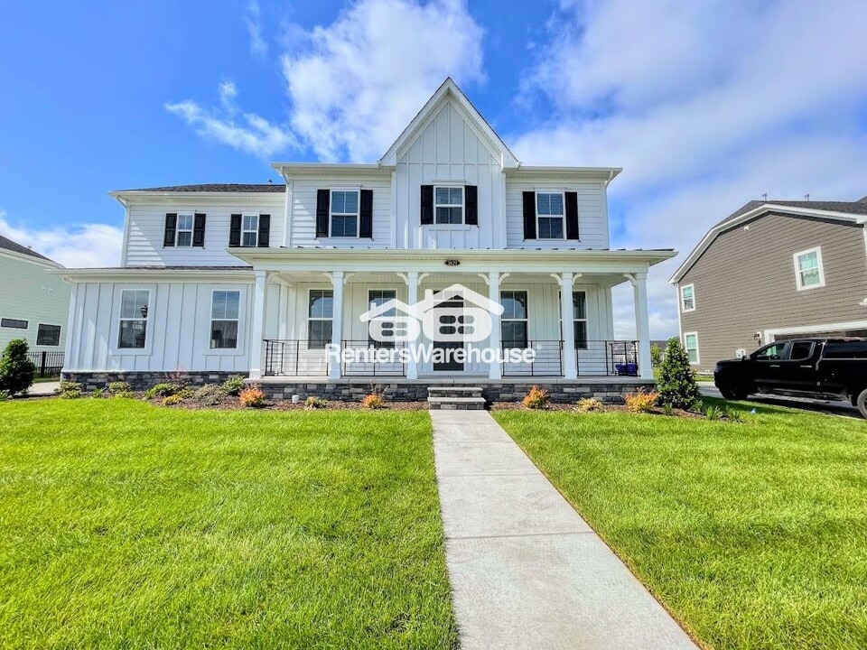 1829 Malvern Dr in Virginia Beach, VA - Building Photo