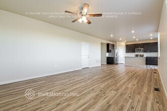 850 Mesic Ln in Windsor, CO - Foto de edificio - Building Photo