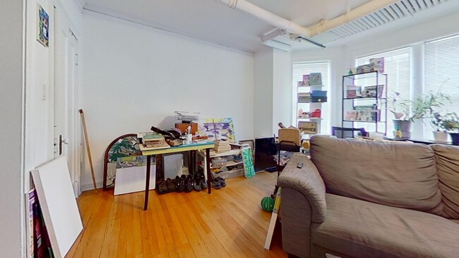 843 W Wolfram St in Chicago, IL - Building Photo - Building Photo