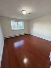 215 Winter St in Weymouth, MA - Building Photo - Building Photo