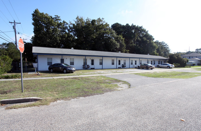 1100 Spivey Ave in Myrtle Beach, SC - Building Photo - Building Photo