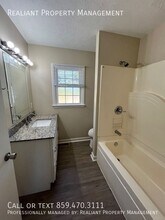 125 Hillcrest Dr in Nicholasville, KY - Building Photo - Building Photo