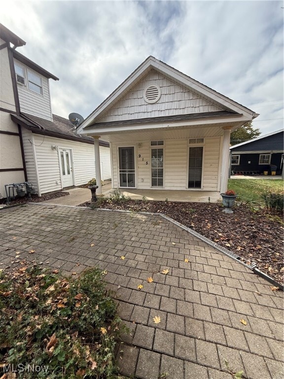 property at 915 Main St