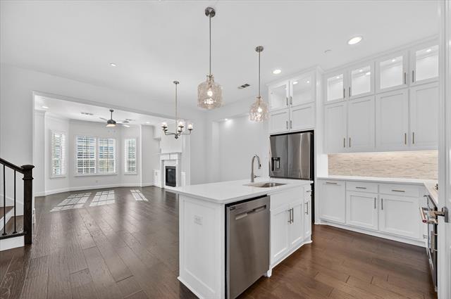 property at 2201 Southwick Dr