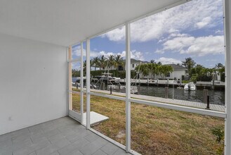 750 NE Spanish River Blvd in Boca Raton, FL - Building Photo - Building Photo