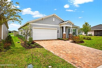2618 Seasons Rd in Green Cove Springs, FL - Building Photo - Building Photo