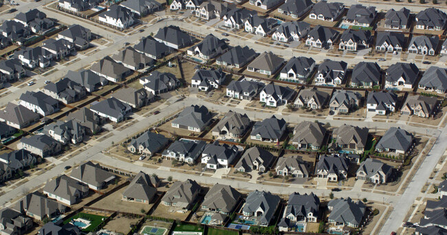 Shaddock Homes-Edgestone at Legacy in Frisco, TX - Building Photo - Building Photo