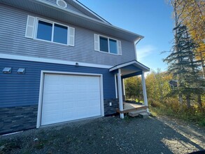 4685 N Baron St in Wasilla, AK - Building Photo - Building Photo