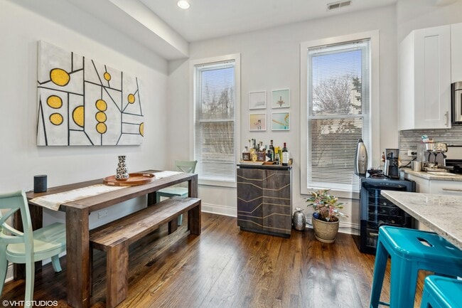 1744 N Hoyne Ave in Chicago, IL - Building Photo - Building Photo
