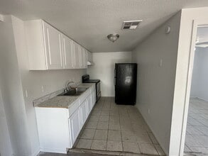 523 W 12th St in Casa Grande, AZ - Foto de edificio - Building Photo