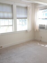 25B Waterway Rd, Unit 25 B in Saunderstown, RI - Building Photo - Building Photo