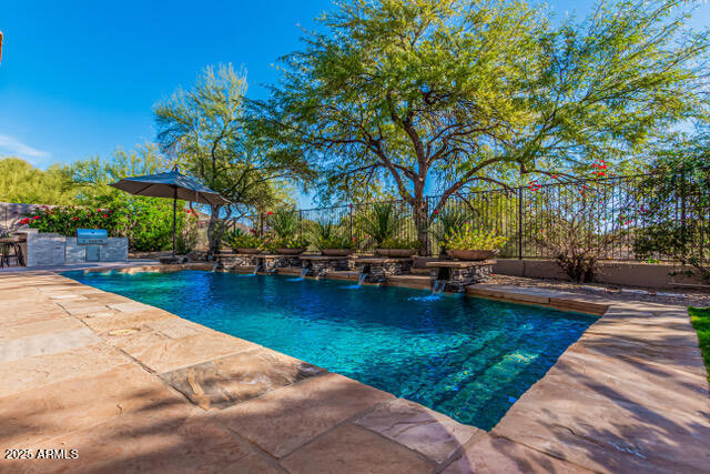 7257 E Visao Dr in Scottsdale, AZ - Foto de edificio