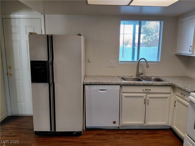 property at 1336 N Jones Blvd