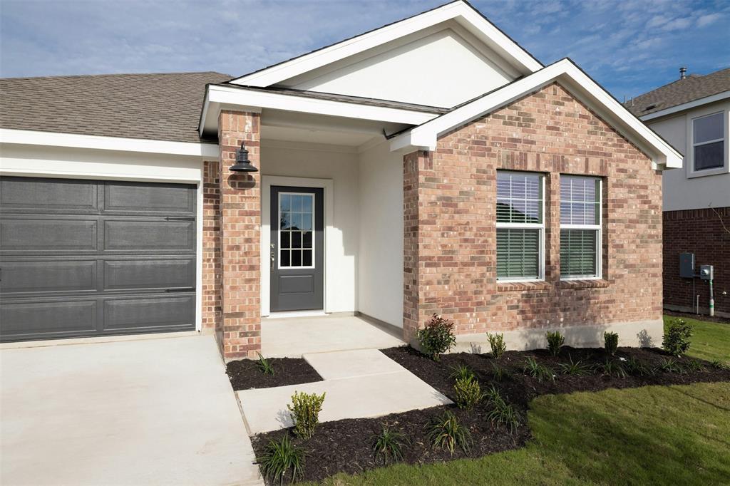 1804 Boggy Crk Rnch Rd in Andice, TX - Building Photo