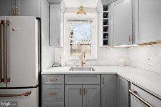 3031 S Columbus St in Arlington, VA - Building Photo - Building Photo