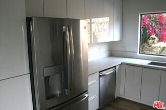 4561 Alla Rd in Marina Del Rey, CA - Building Photo - Building Photo
