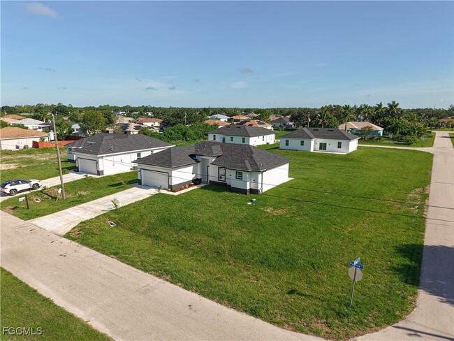 5002 Bygone St in Lehigh Acres, FL - Building Photo - Building Photo