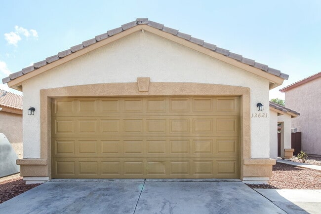 property at 12621 W Bloomfield Rd