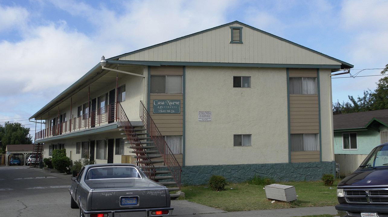 Casa Nueve in Union City, CA - Building Photo