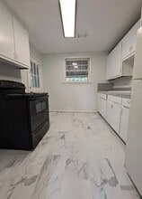 2041 Tullis Dr in Montgomery, AL - Building Photo - Building Photo