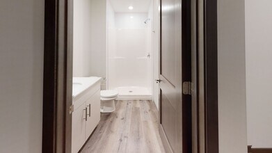 826 20th Ave SE in Minneapolis, MN - Building Photo - Building Photo