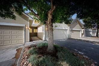 12245 E 2nd Dr. in Aurora, CO - Building Photo - Building Photo