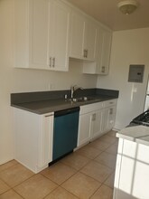 1128 Raymond Ave-Unit -5 in Glendale, CA - Building Photo - Building Photo