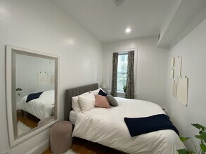 19 Garrison St, Unit 4 in Boston, MA - Building Photo - Building Photo